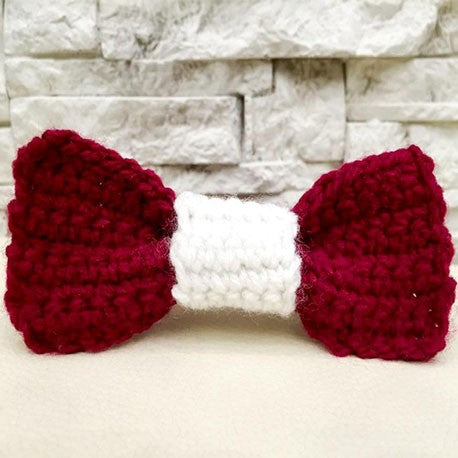 Crocheted bow tie for a boy in the colors of the Latvian flag