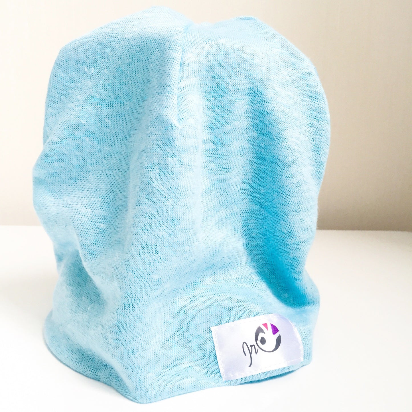 Linen and knitted hat for children