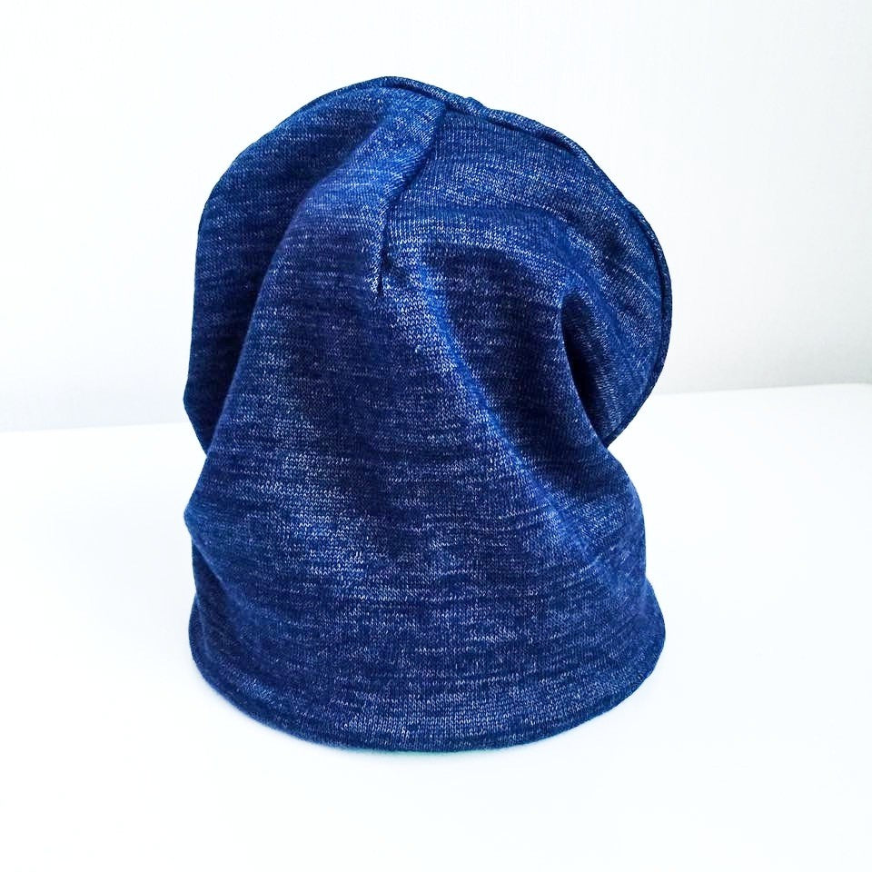 Linen and knitted hat for children