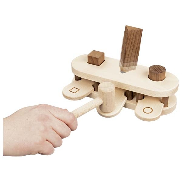 GOKI natural wooden hammer game with shapes