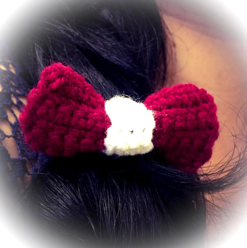 Crocheted butterfly for mom in the colors of the Latvian flag for hair with elastic