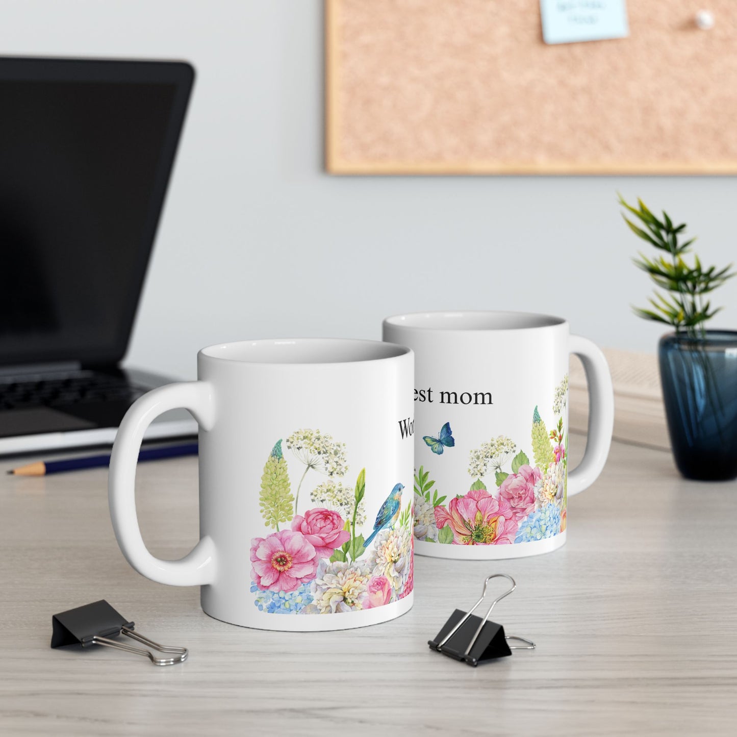 World's Greatest Mom flower ceramic mug - a great gift for Mother's Day, birthday or just because! 
